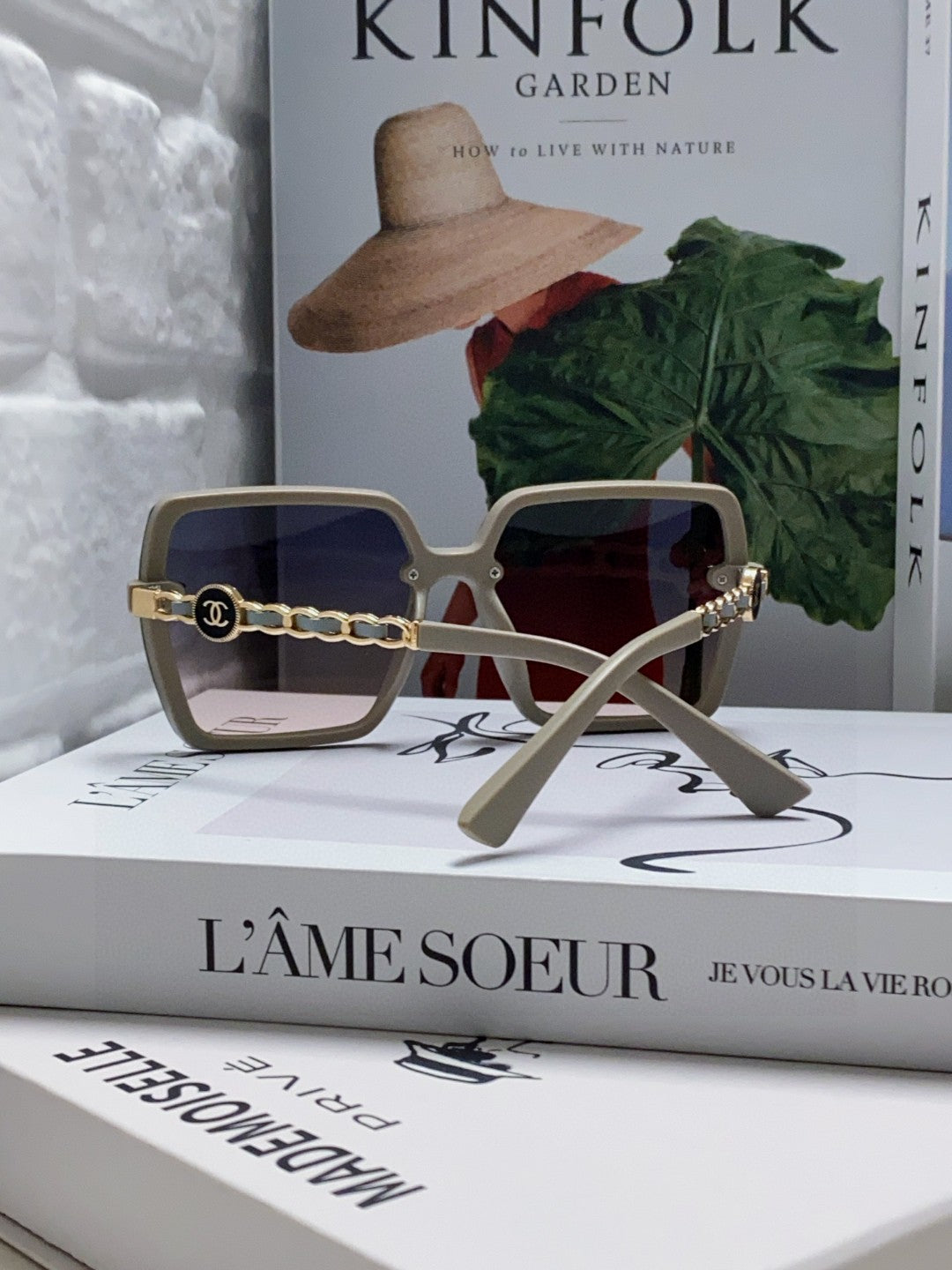 Chanel Polarized Fashion Gray Lens Sunglasses for Women - detail image 2