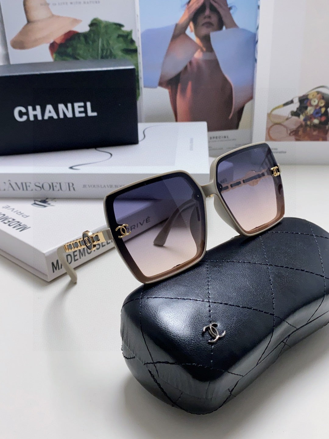 Chanel Polarized Fashion Gray Lens Sunglasses for Women - detail image 7