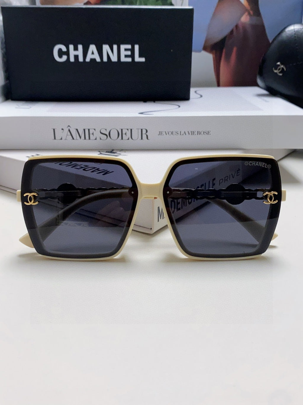 Chanel Polarized Fashion Black Lens Sunglasses for Women - 431674 - detail image 6