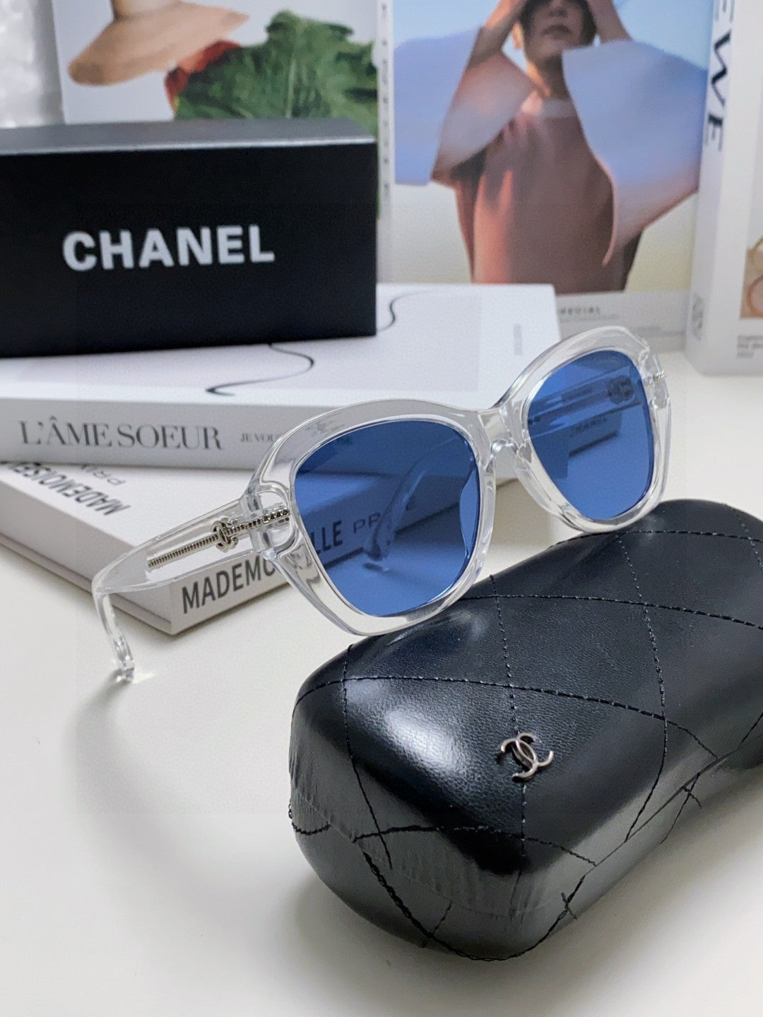 Chanel Fashion Blue Lens Sunglasses for Men & Women - 431677 - detail image 7
