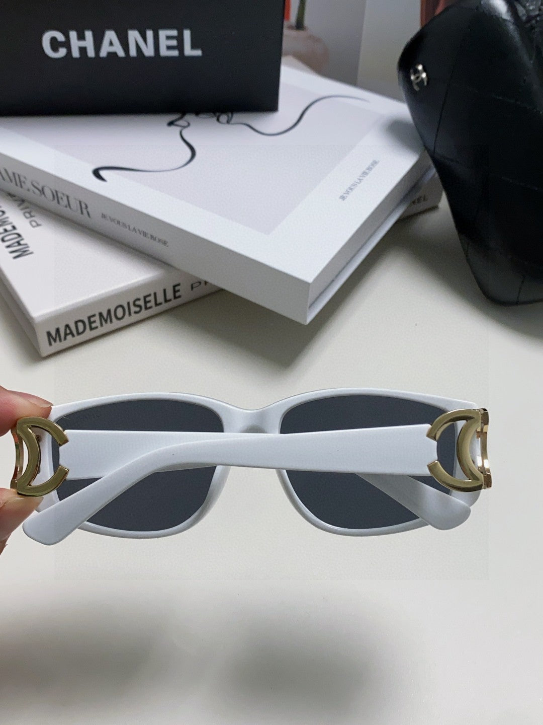 Chanel Metal Fashion Blue Lens Sunglasses for Men & Women - detail image 4
