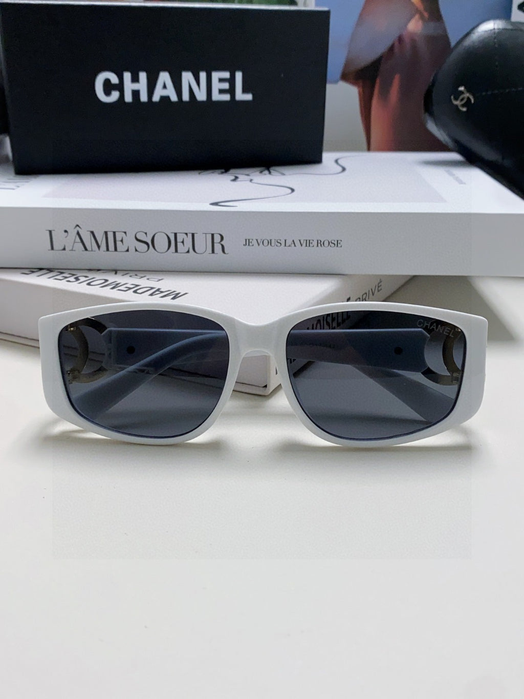 Chanel Metal Fashion Blue Lens Sunglasses for Men & Women - detail image 6