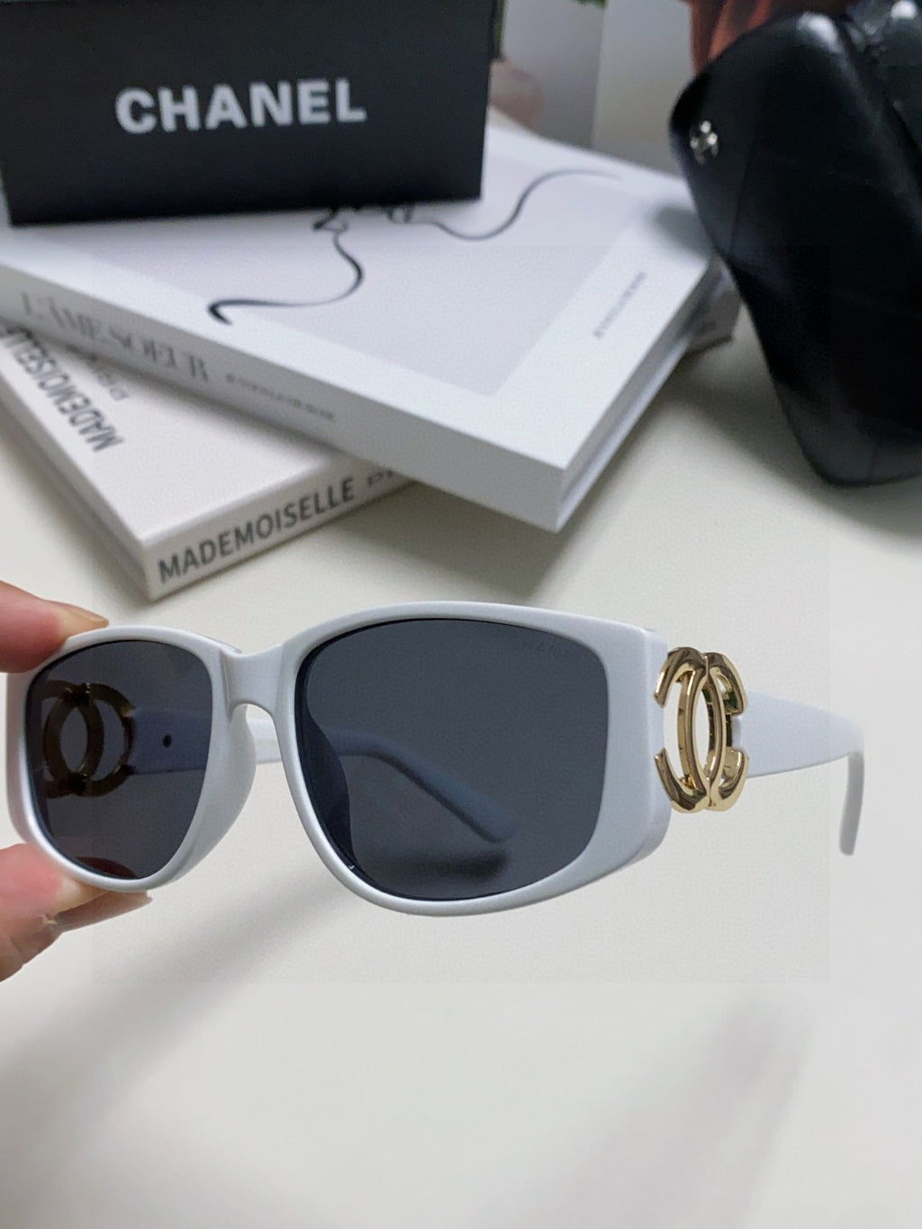 Chanel Metal Fashion Blue Lens Sunglasses for Men & Women - detail image 5