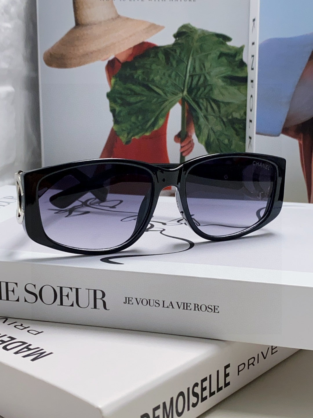 Chanel Metal Fashion Silver Lens Sunglasses for Men & Women - 431687