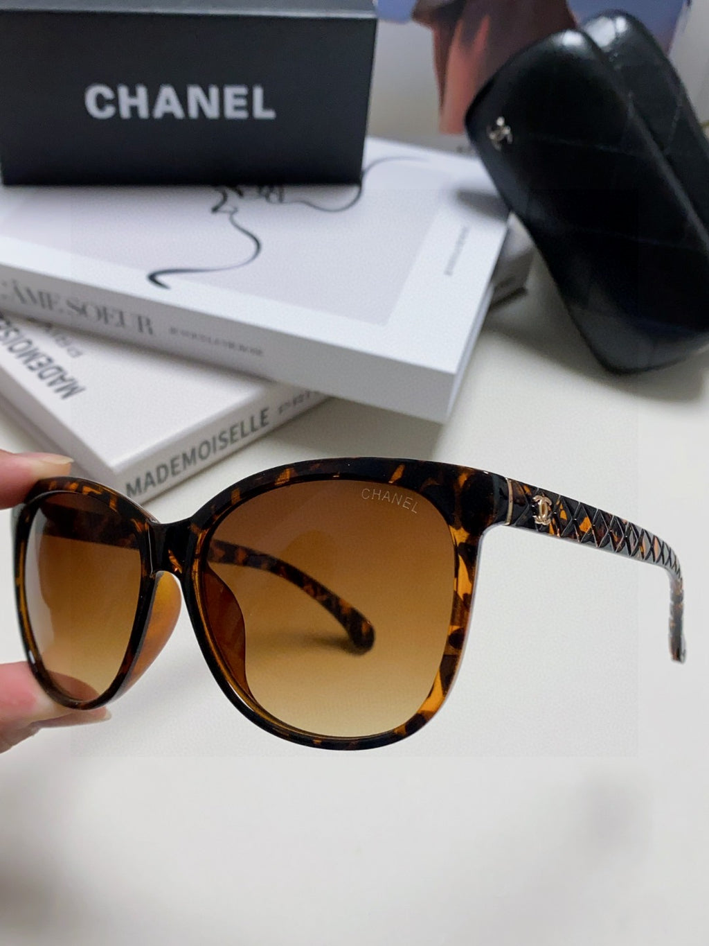 Chanel Cat-Eye Brown Lens Sunglasses for Men & Women - 431691 - detail image 5
