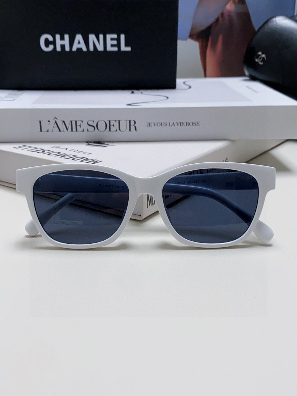 Chanel CH5484 Fashion Blue Lens Sunglasses for Men & Women - detail image 6