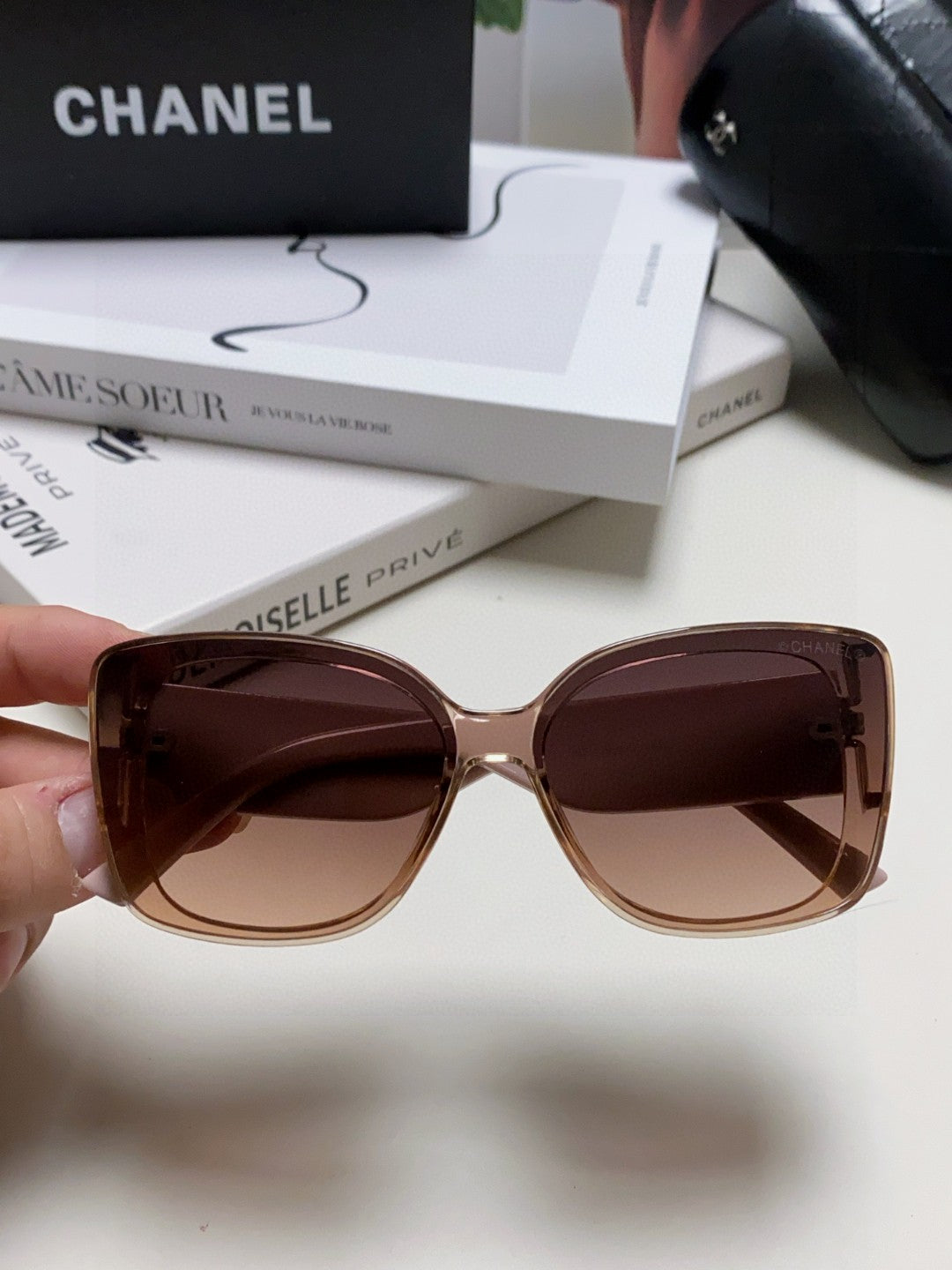 Chanel Fashion Red Lens Sunglasses for Women - detail image 3