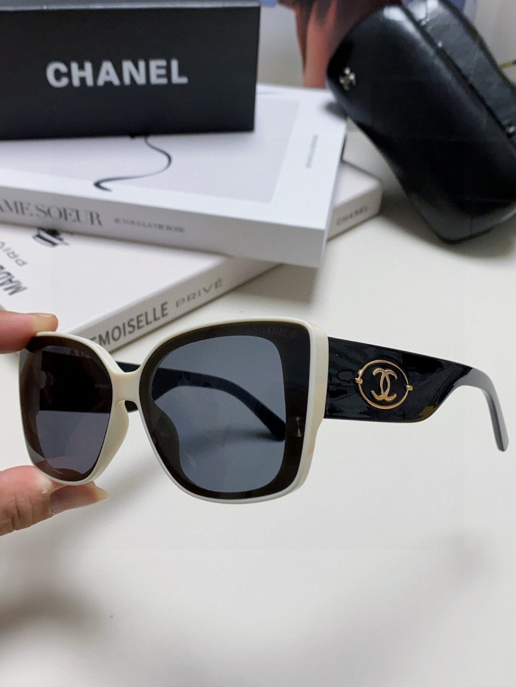 Chanel Fashion Blue Lens Sunglasses for Women - 431501 - detail image 5