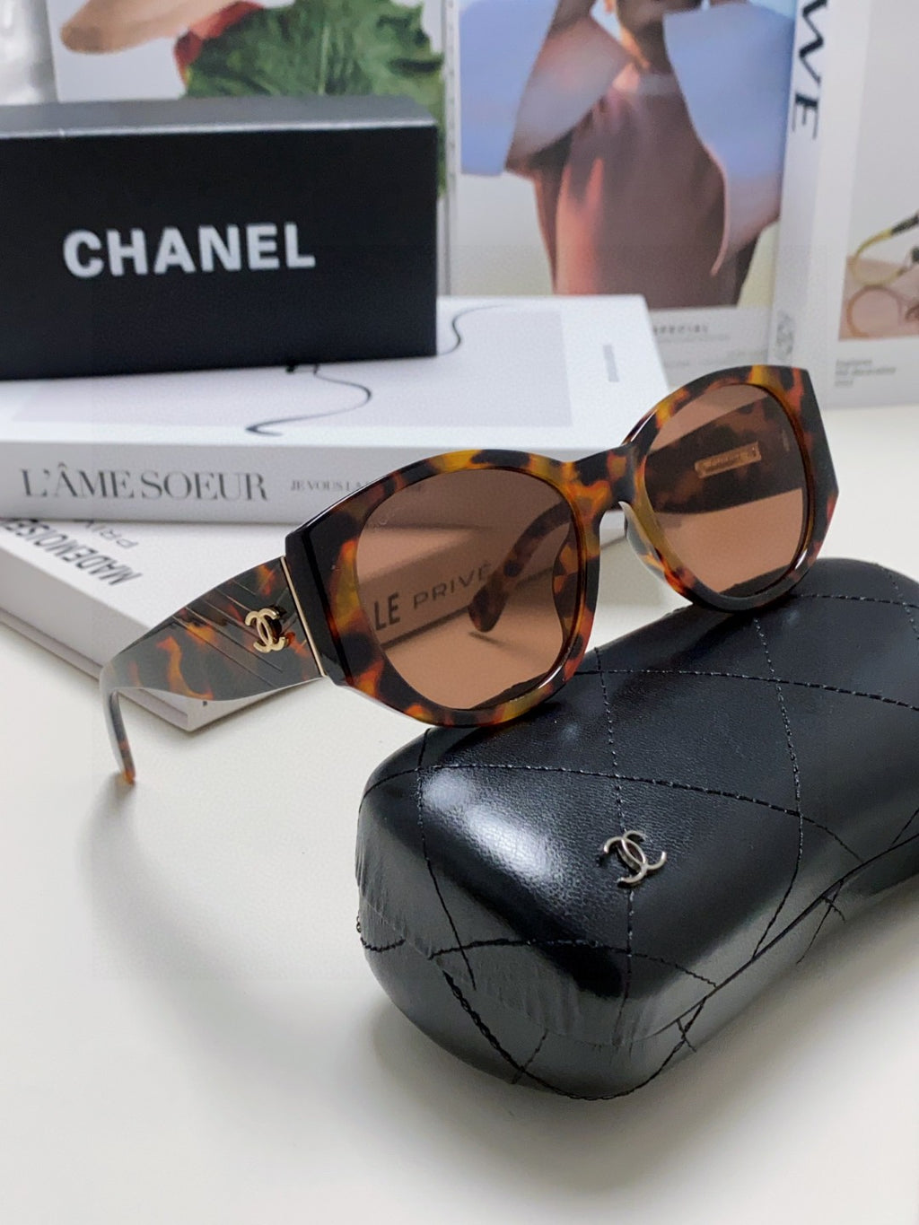 Chanel Polarized Cat-Eye Red Lens Sunglasses for Women - 431505 - detail image 7