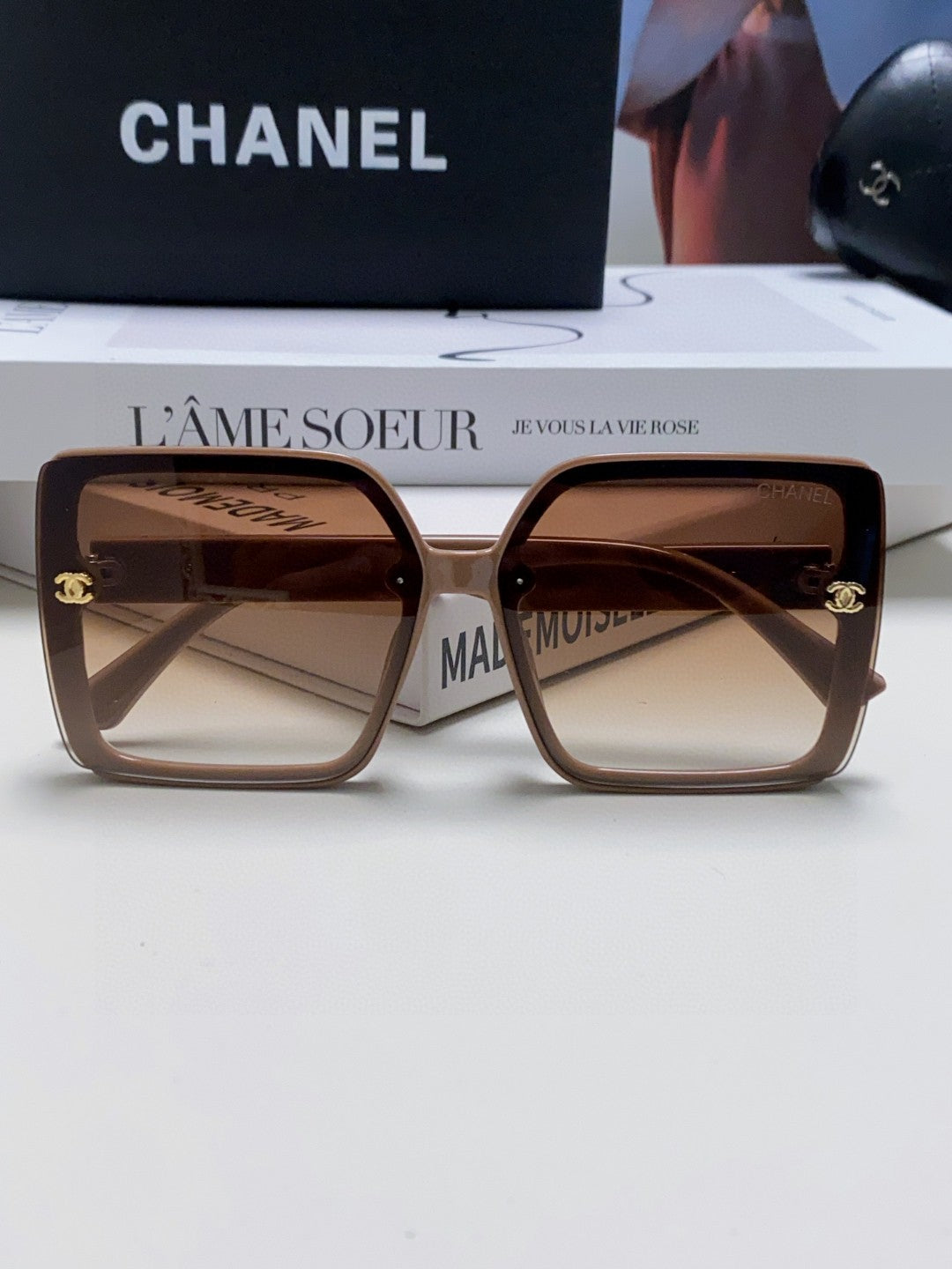 Chanel Polarized Fashion Red Lens Sunglasses for Men & Women - 431516 - detail image 6