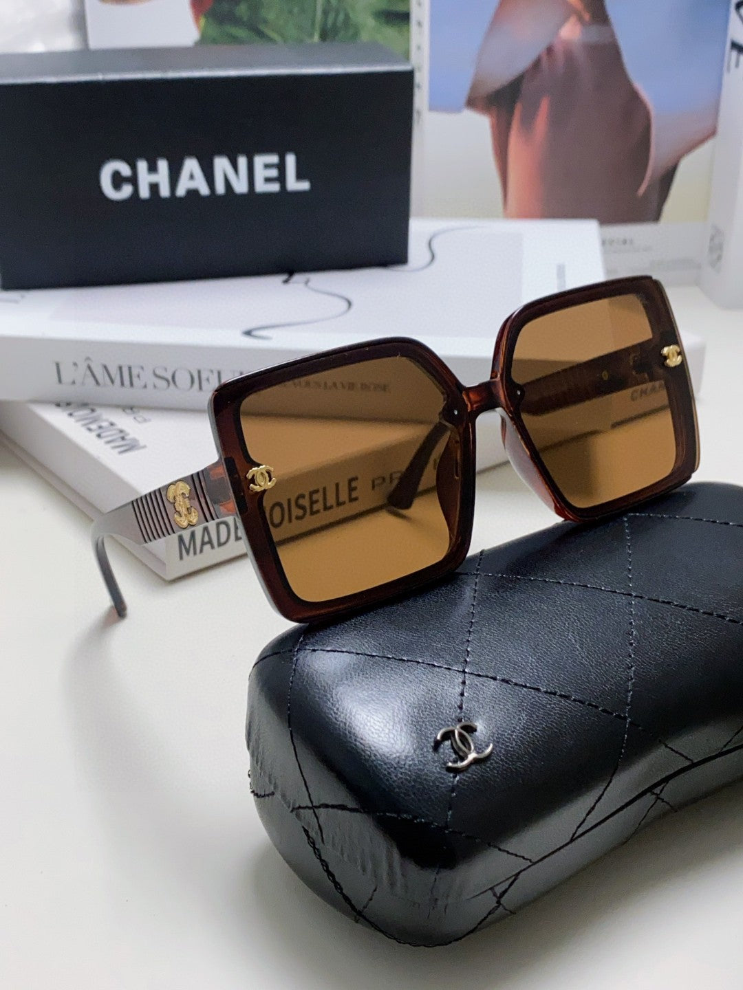 Chanel Polarized Fashion Brown Lens Sunglasses for Men & Women - 431517 - detail image 6
