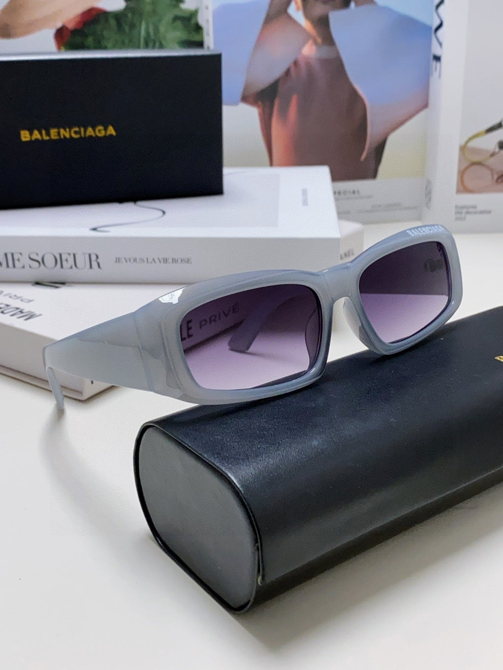 Balenciaga Square Gold Lens Sunglasses for Men & Women - 416103 - detail image 9