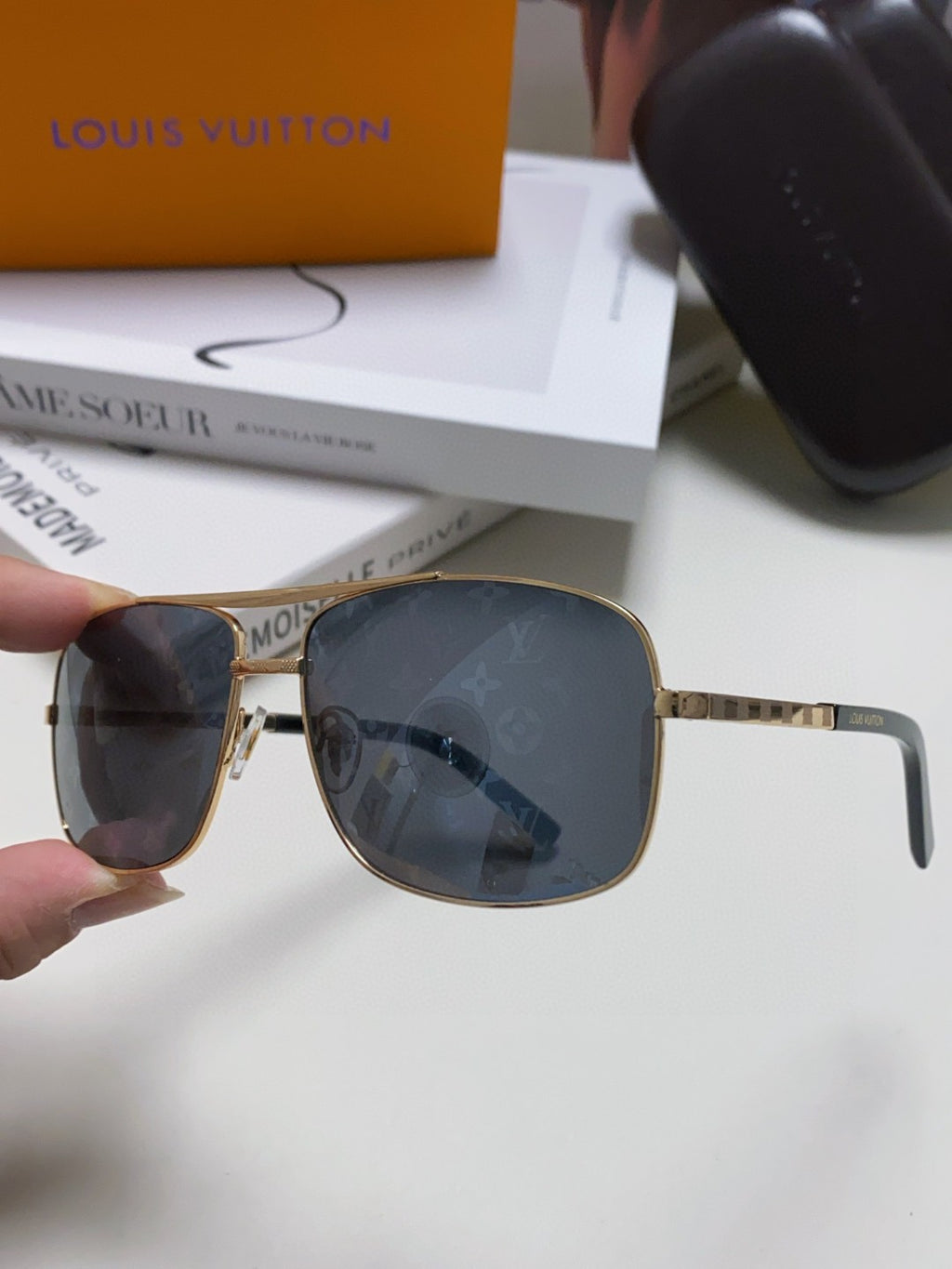 Louis Vuitton Metal Square Blue Lens Sunglasses for Men & Women - 464650 - detail image 5
