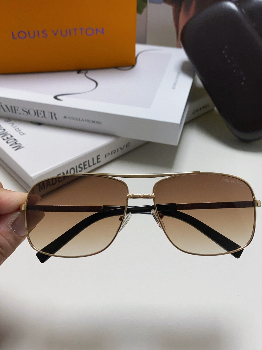 Louis Vuitton Metal Square Red Lens Sunglasses for Men & Women - detail image 3