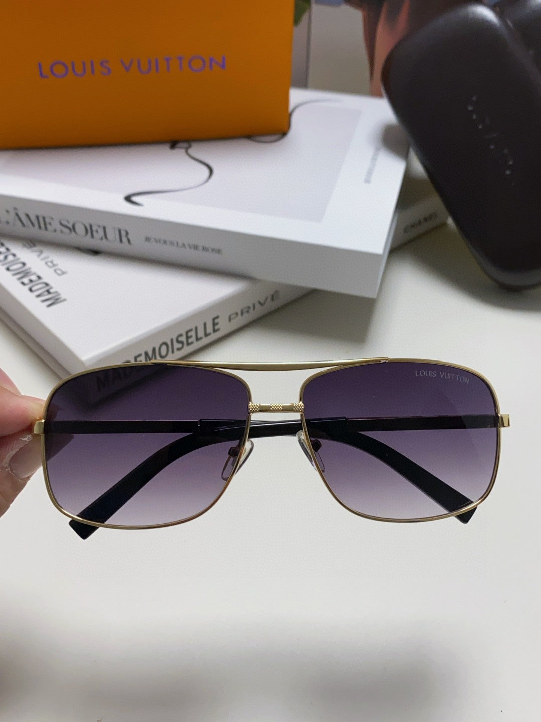 Louis Vuitton Metal Square Silver Lens Sunglasses for Men & Women - 464653 - detail image 2