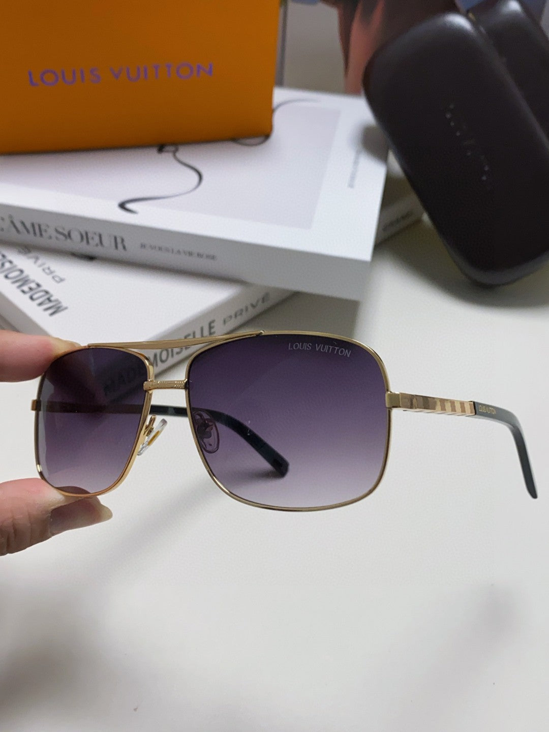Louis Vuitton Metal Square Silver Lens Sunglasses for Men & Women - 464653 - detail image 4