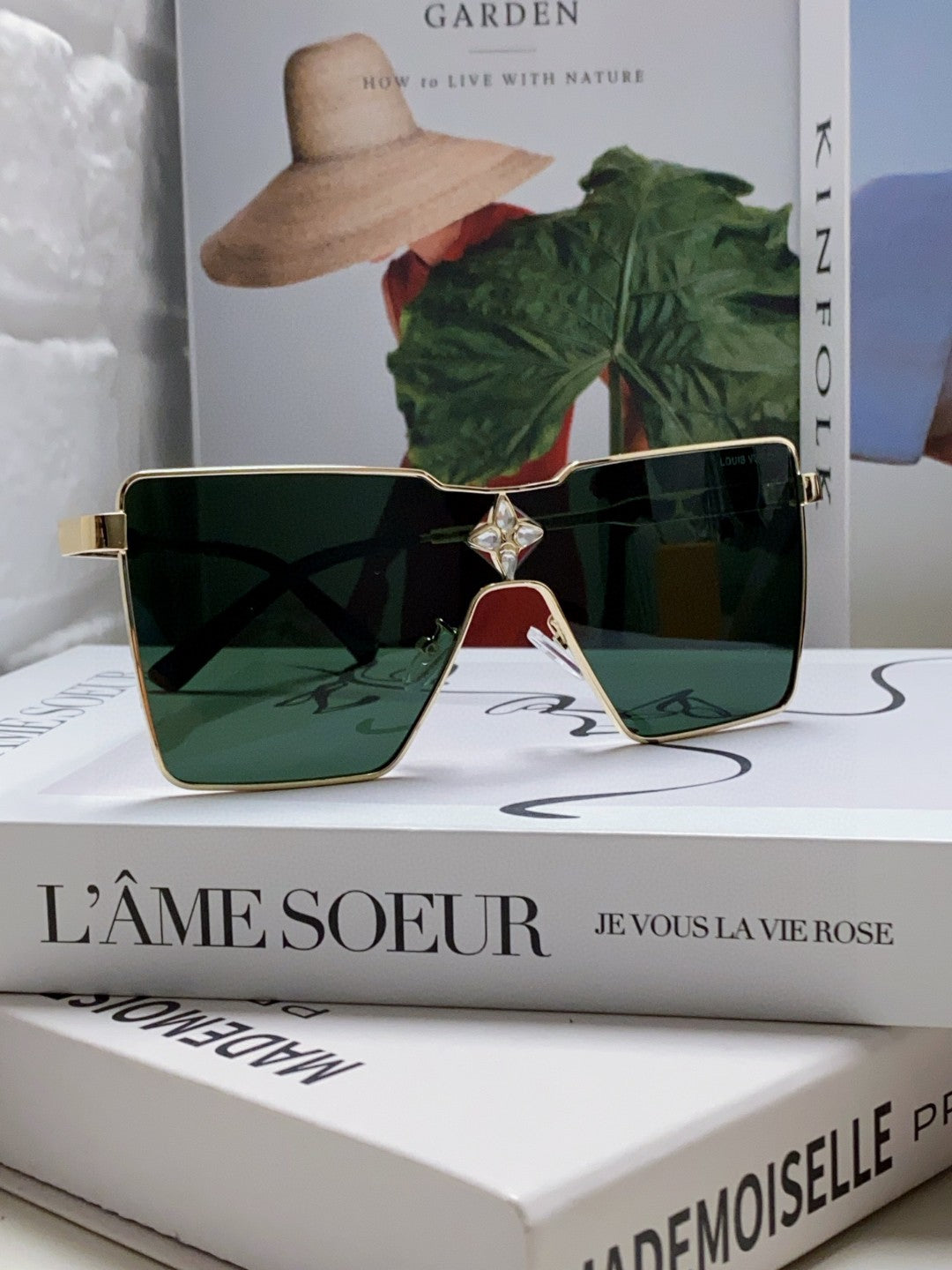 Louis Vuitton Z1700U Metal Fashion Black Lens Sunglasses for Men & Wo - 464654