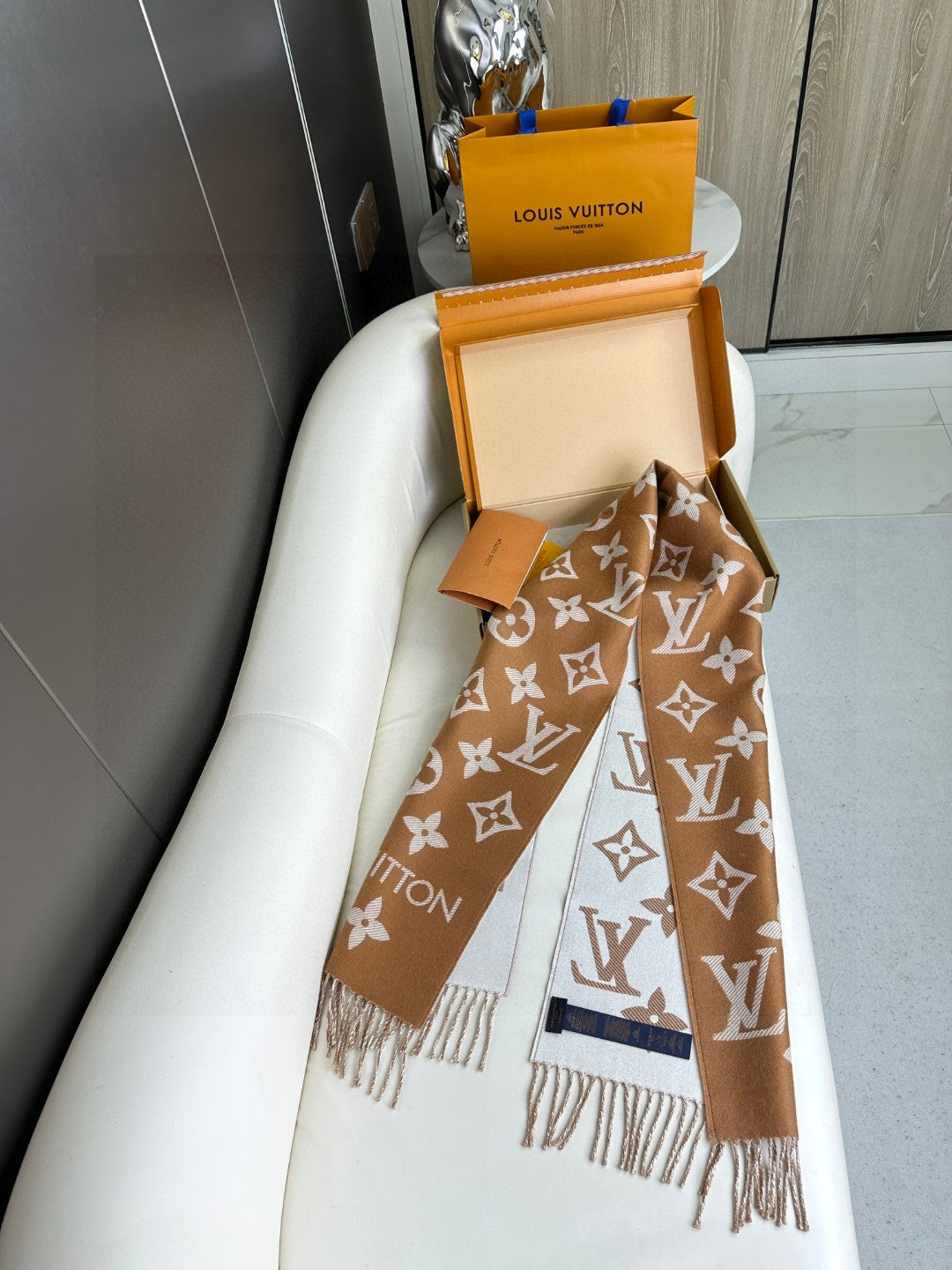 Louis Vuitton 180CM Fashion Gold Lens Sunglasses for Men & Women - 448525 - detail image 2