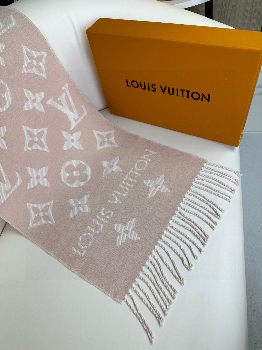 Louis Vuitton 180CM Fashion Gray Lens Sunglasses for Men & Women - 448527 - detail image 5
