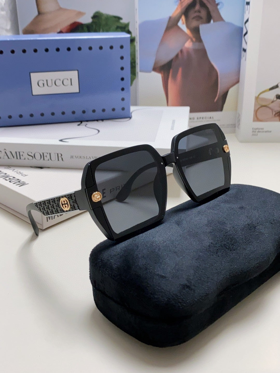 Gucci Polarized Fashion Black Lens Sunglasses for Men & Women - 464850 - detail image 7