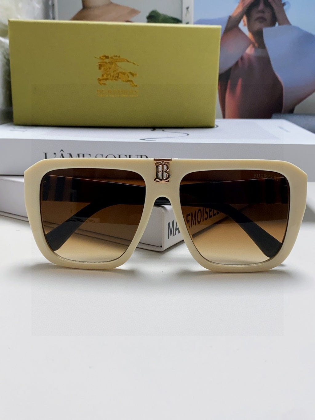 Burberry Oversized Brown Lens Sunglasses for Men & Women - 372320 - detail image 6