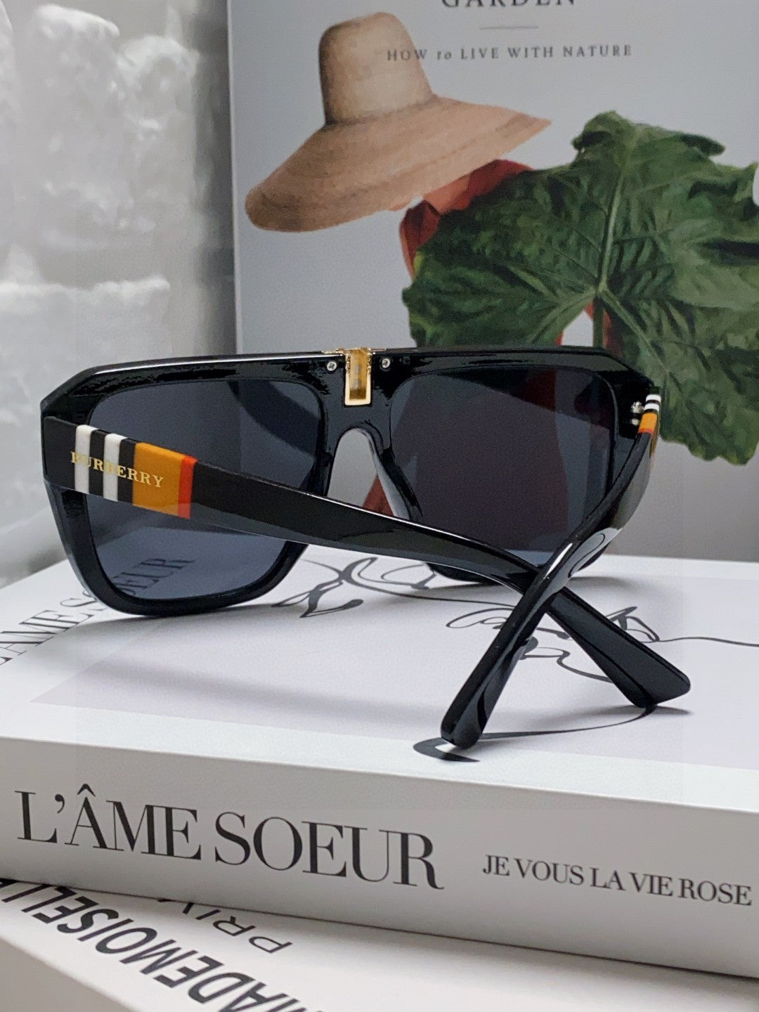 Burberry Oversized Black Lens Sunglasses for Men & Women - 372322 - detail image 2