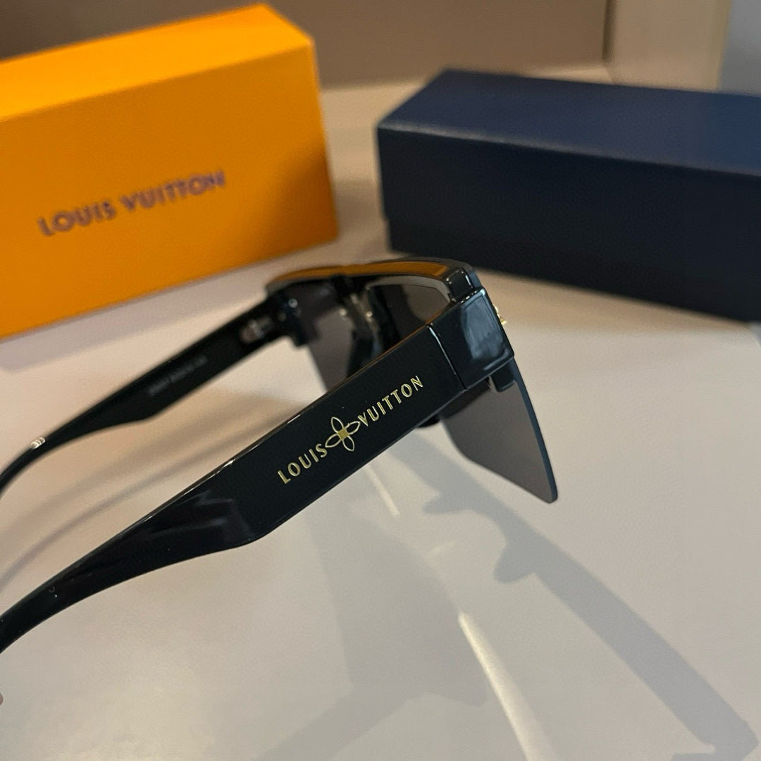 Louis Vuitton Fashion Black Lens Sunglasses for Men - 464677 - detail image 2