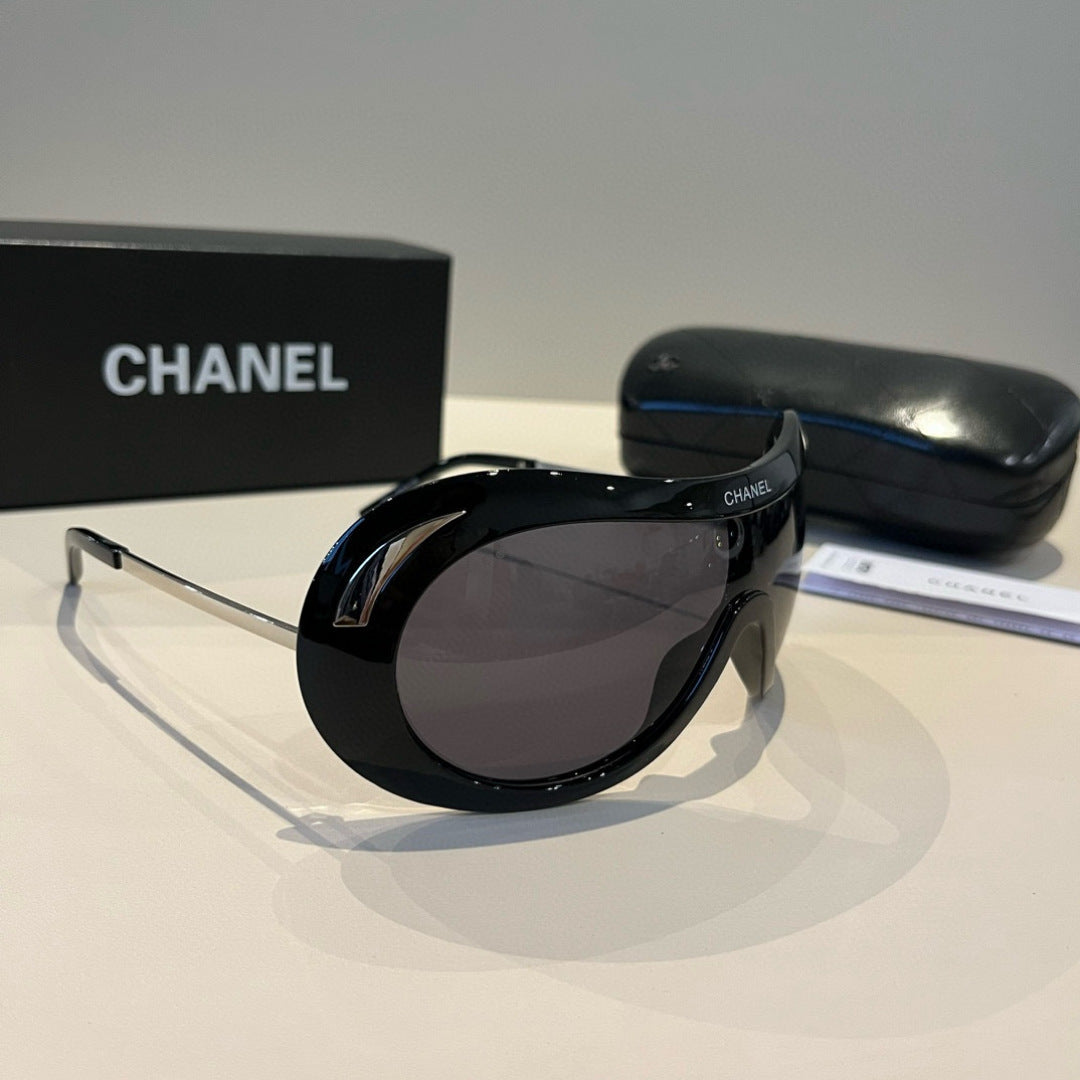 Chanel Fashion Black Lens Sunglasses for Men & Women - 493567