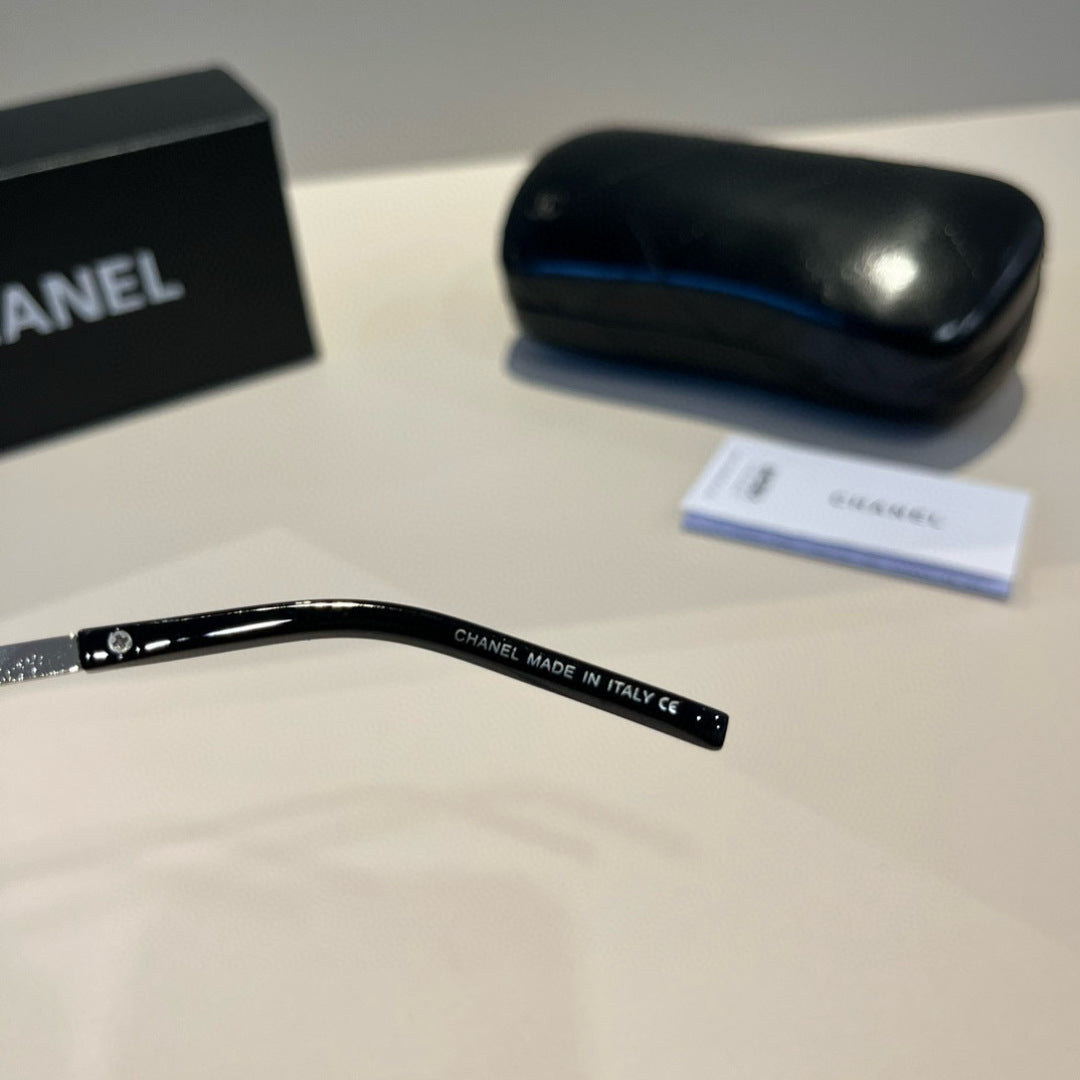 Chanel Fashion Black Lens Sunglasses for Men & Women - 493567 - detail image 7