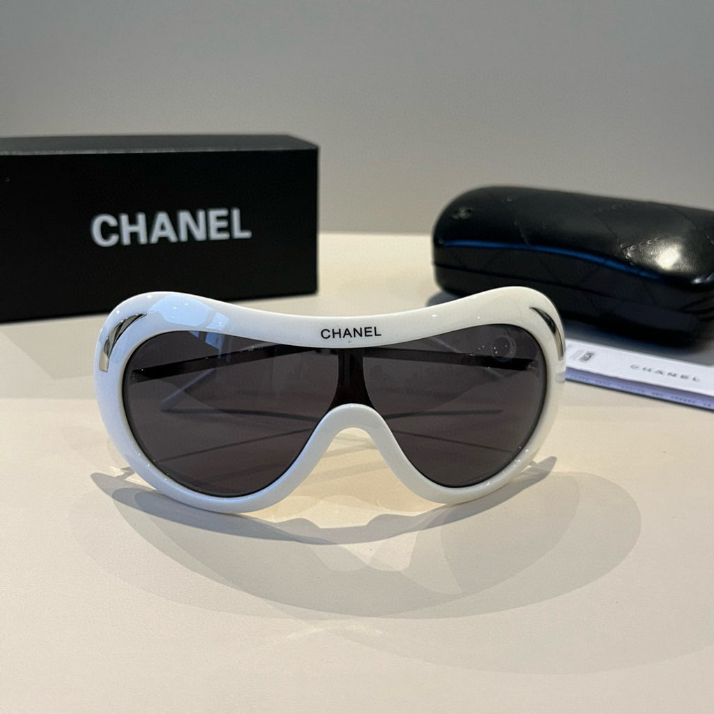 Chanel Fashion Silver Lens Sunglasses for Men & Women - 493568 - detail image 5