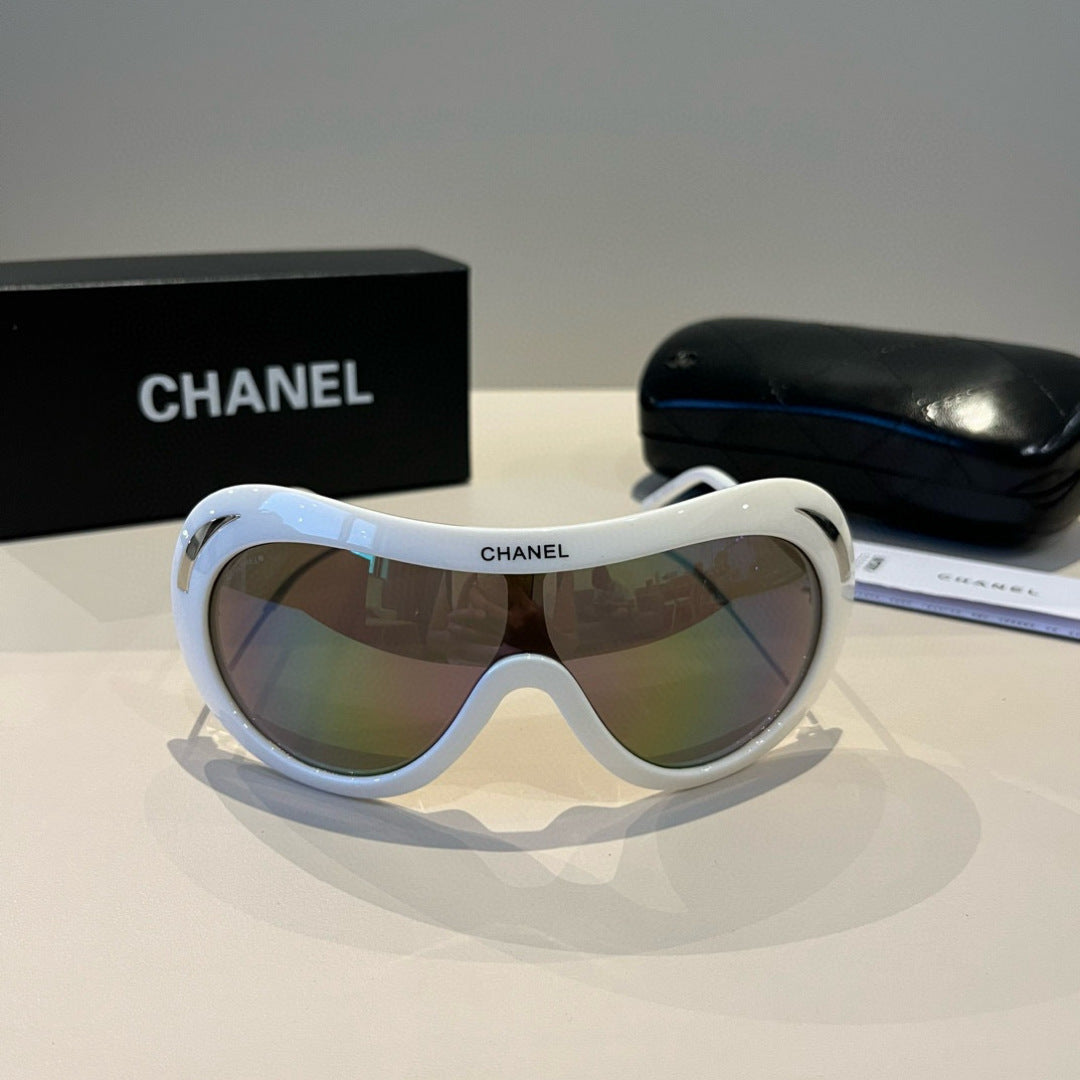Chanel Fashion Silver Lens Sunglasses for Men & Women - 493569 - detail image 2