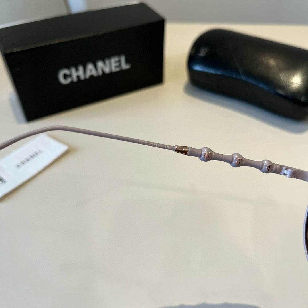 Chanel Fashion Red Lens Sunglasses for Men & Women - 493451 - detail image 9