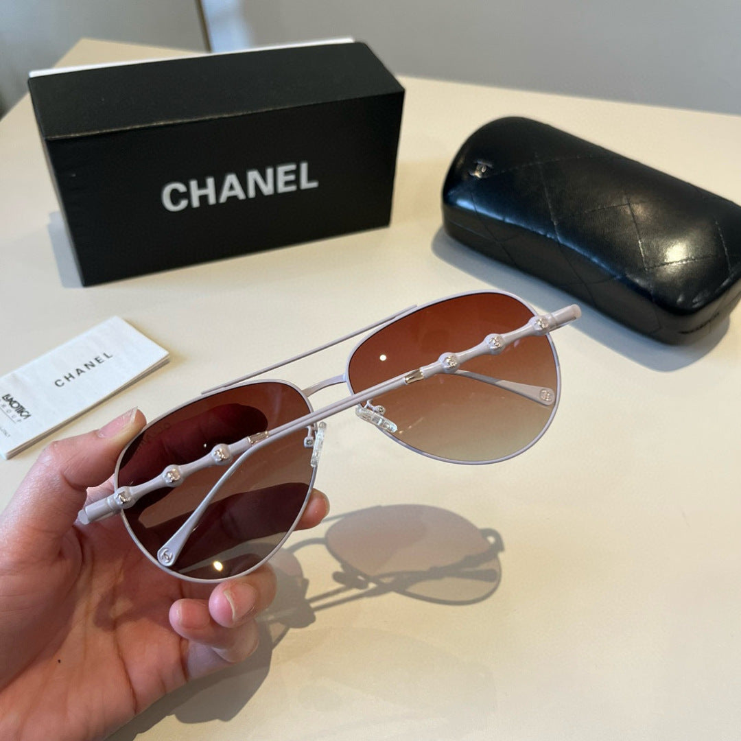 Chanel Fashion Red Lens Sunglasses for Men & Women - 493451 - detail image 8