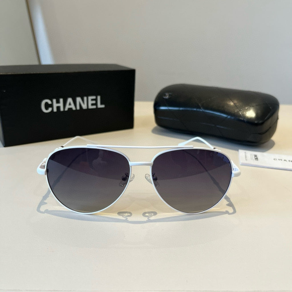 Chanel Fashion Silver Lens Sunglasses for Men & Women - 493452 - detail image 2