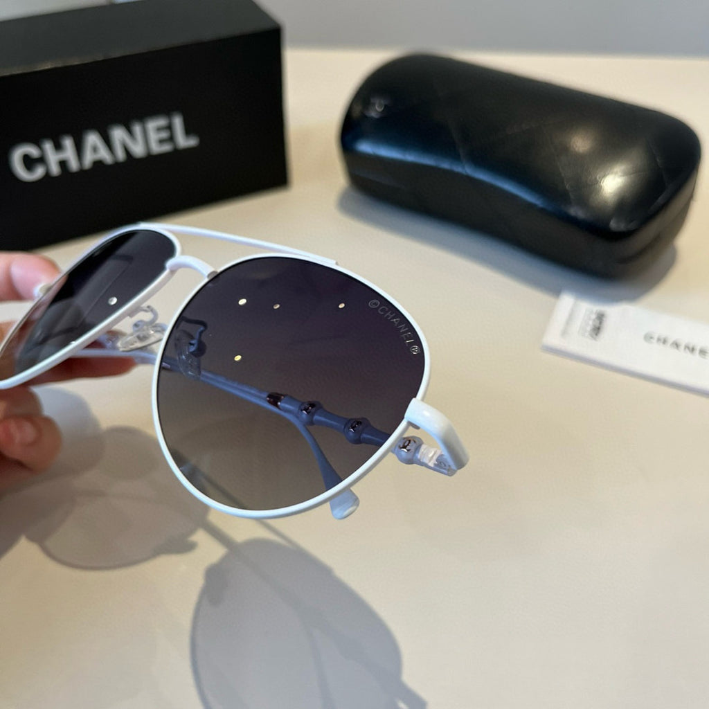 Chanel Fashion Silver Lens Sunglasses for Men & Women - 493452 - detail image 4