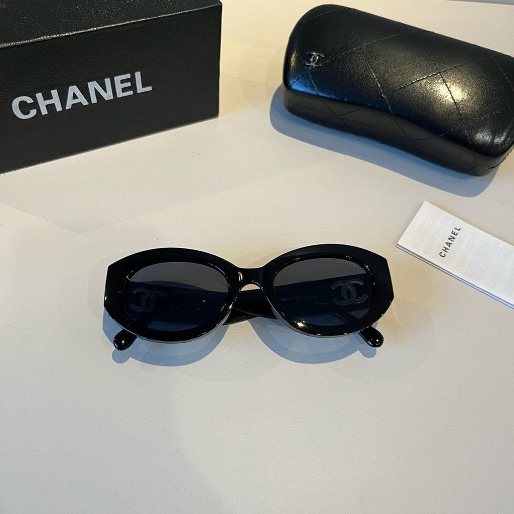 Chanel Polarized Fashion Black Lens Sunglasses for Men & Women - 449017 - detail image 5