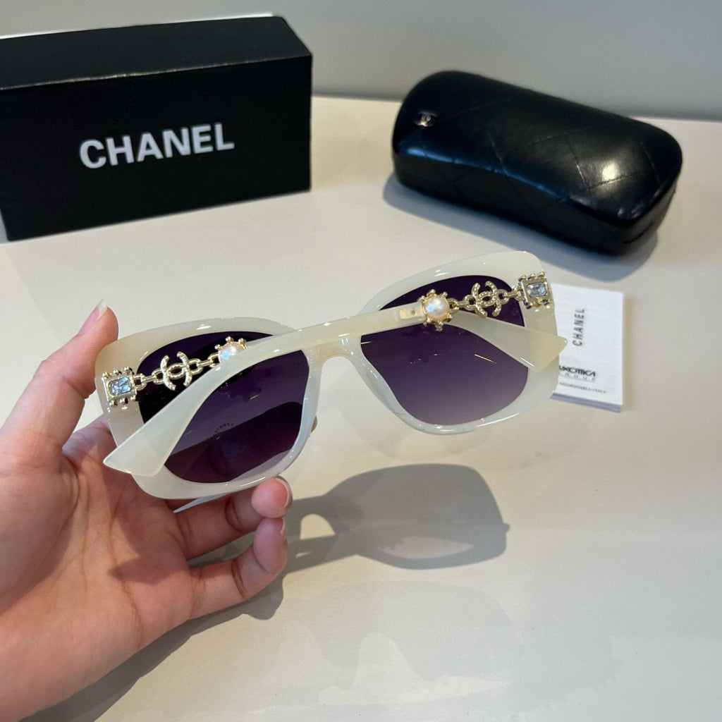 Chanel Polarized Fashion Silver Lens Sunglasses for Men & Women - detail image 7