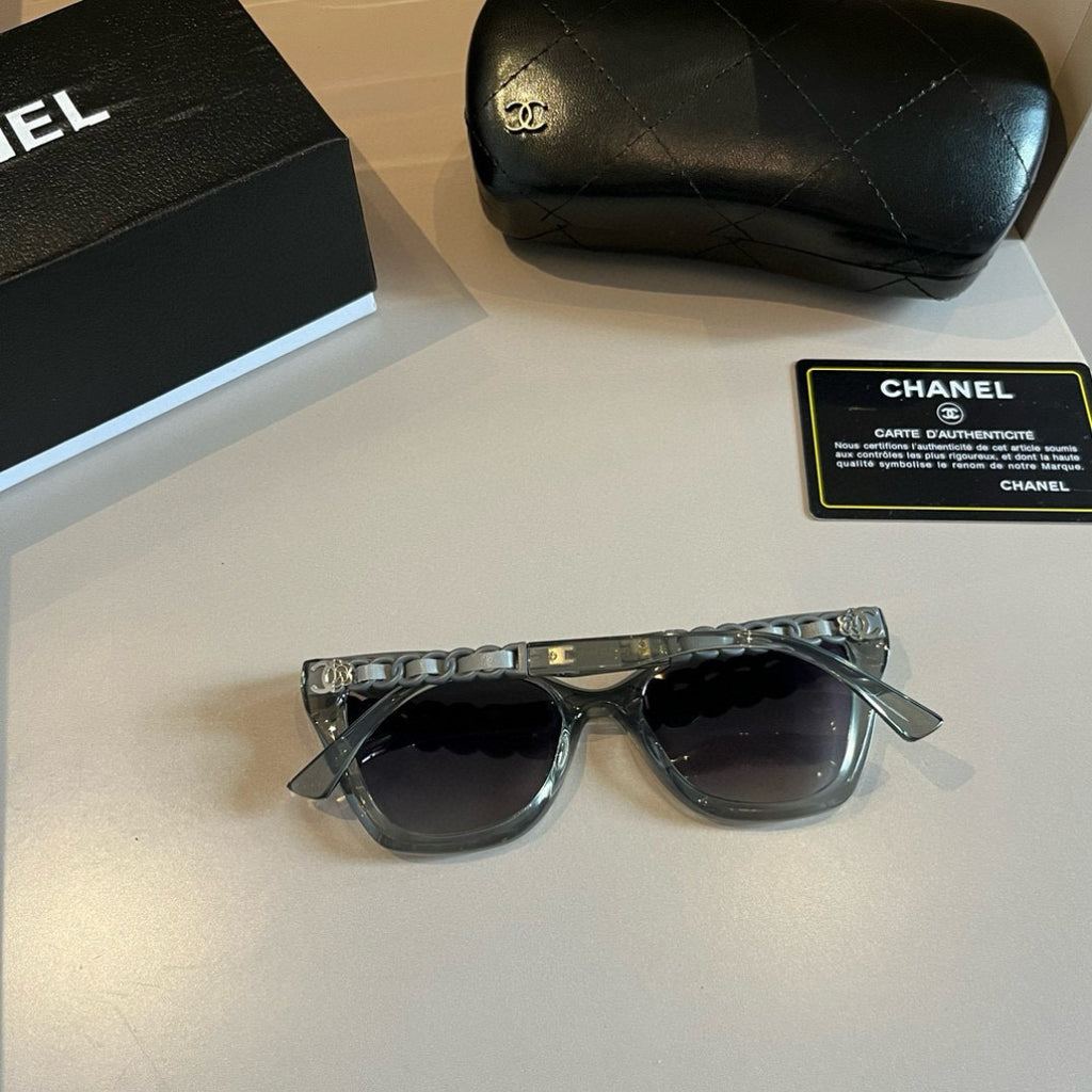 Chanel Oversized Silver Lens Sunglasses for Men & Women - 465163 - detail image 7