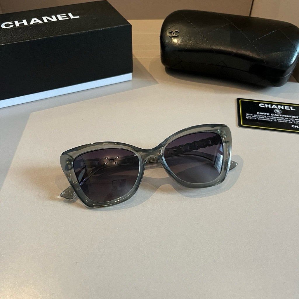 Chanel Oversized Silver Lens Sunglasses for Men & Women - 465163 - detail image 6