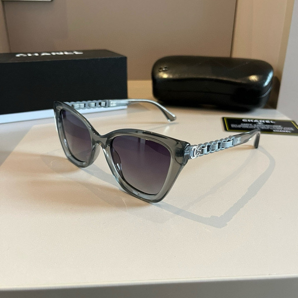 Chanel Oversized Silver Lens Sunglasses for Men & Women - 465163 - detail image 4