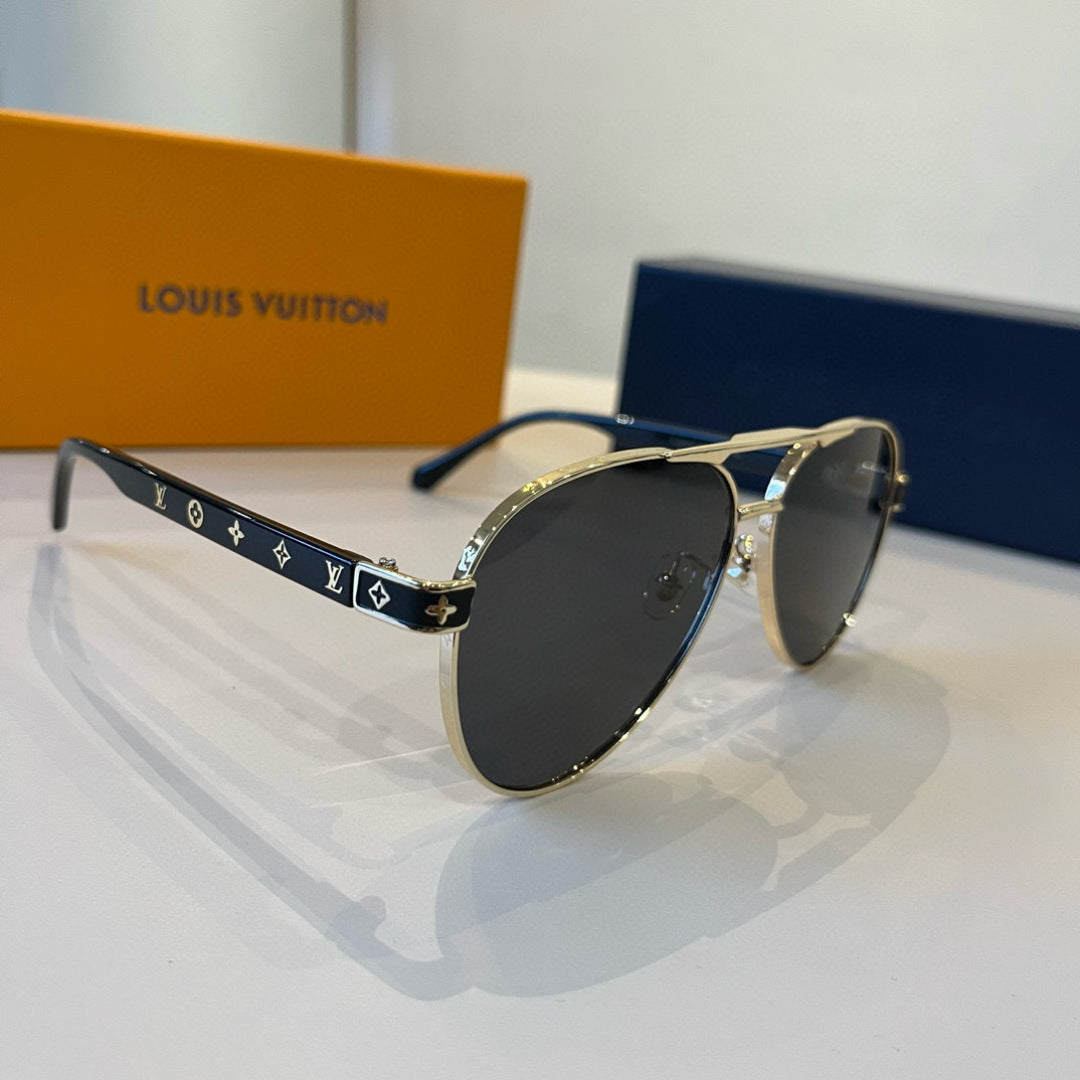 Louis Vuitton Metal Aviator Silver Lens Sunglasses for Men & Women - 493098