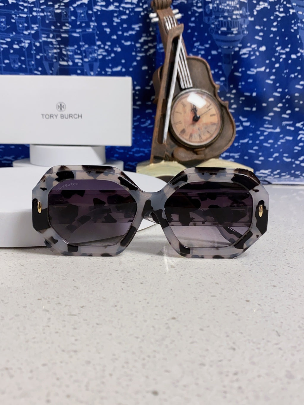 Burberry Fashion Gray Lens Sunglasses for Men & Women - 399126 - detail image 9
