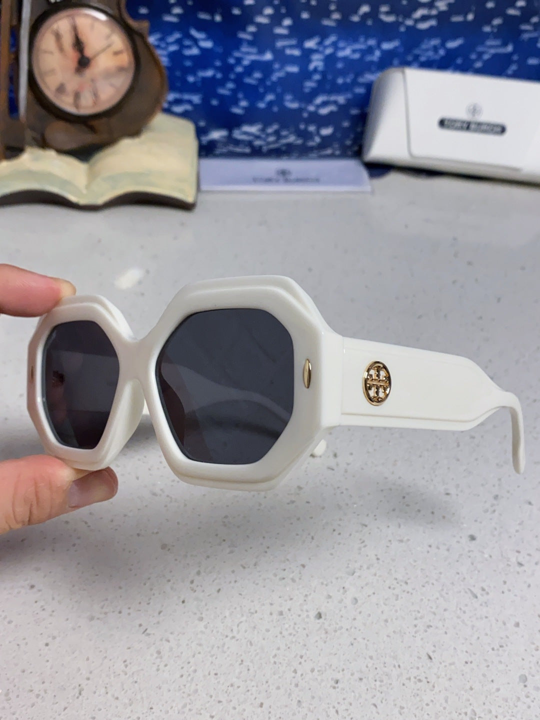 Burberry Fashion Silver Lens Sunglasses for Men & Women - 432464 - detail image 6