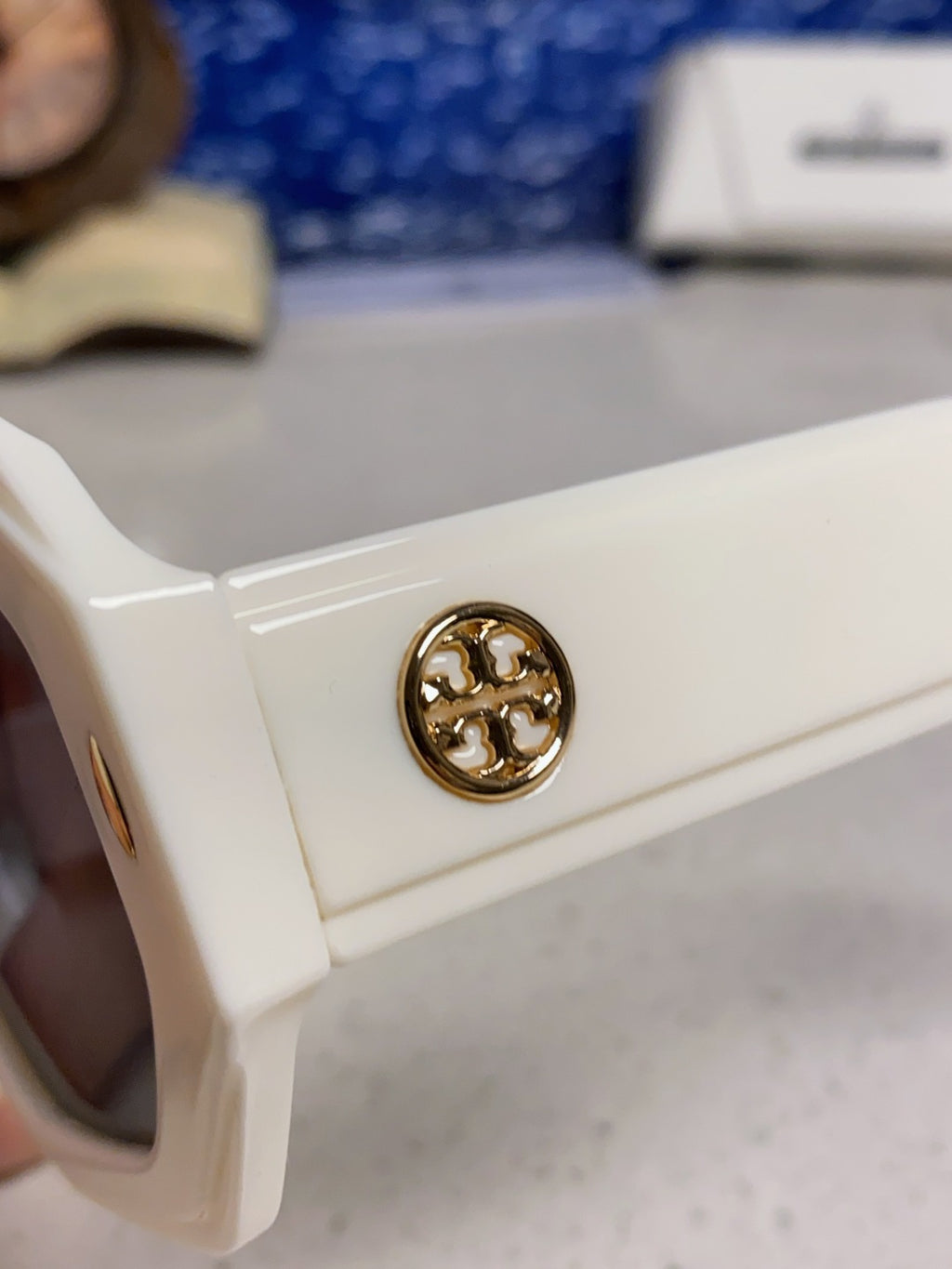 Burberry Fashion Silver Lens Sunglasses for Men & Women - 399128 - detail image 7