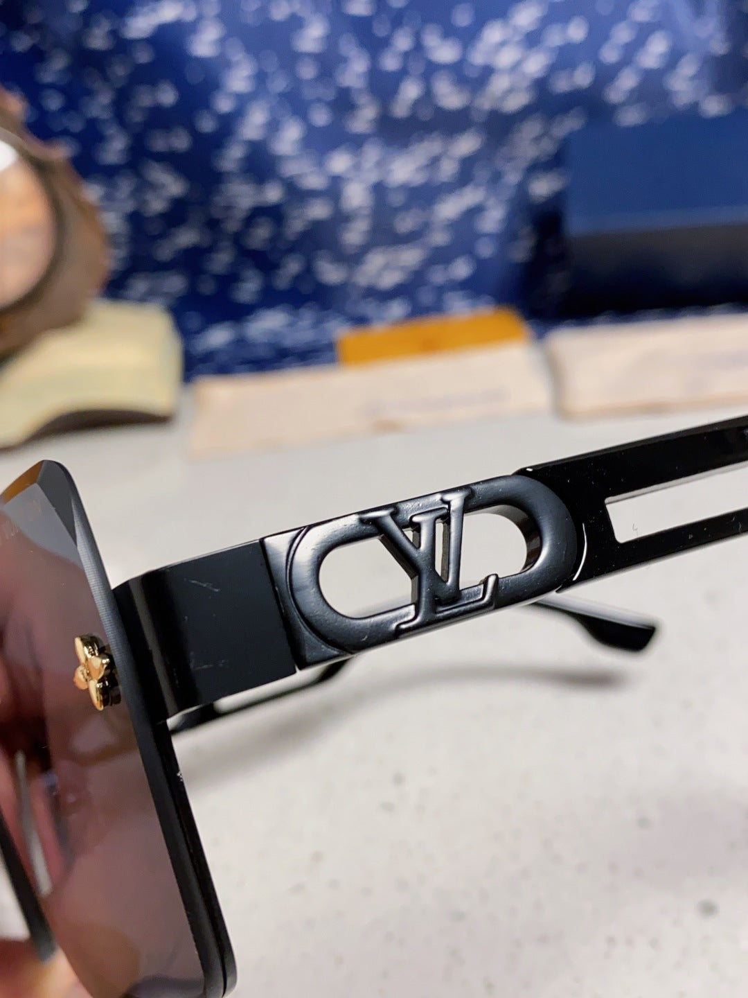 Louis Vuitton Metal Square Silver Lens Sunglasses for Men & Women - 448583 - detail image 7