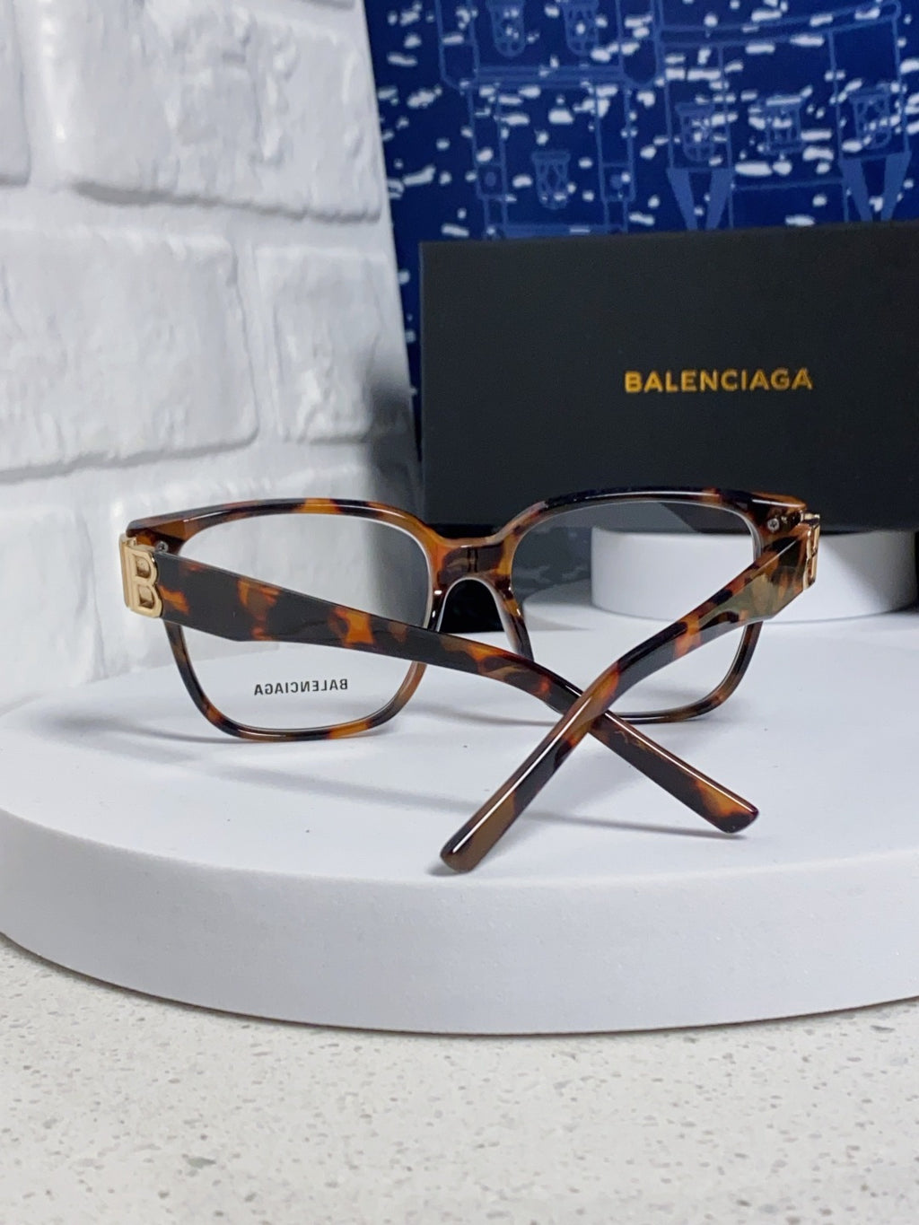 Balenciaga Folding Square Red Lens Sunglasses for Men & Women - detail image 2