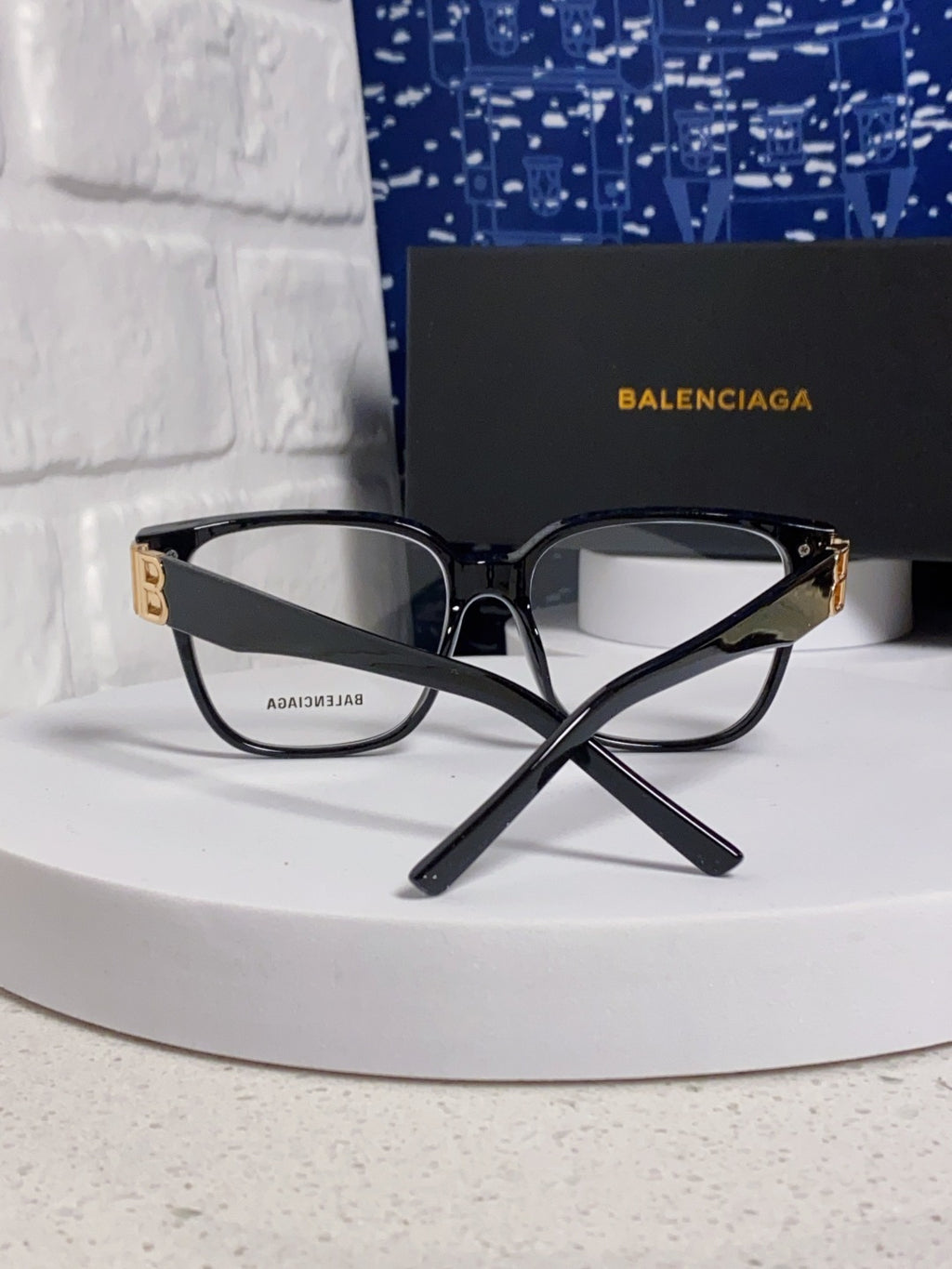 Balenciaga Folding Square Gold Lens Sunglasses for Men & Women - 416119 - detail image 4