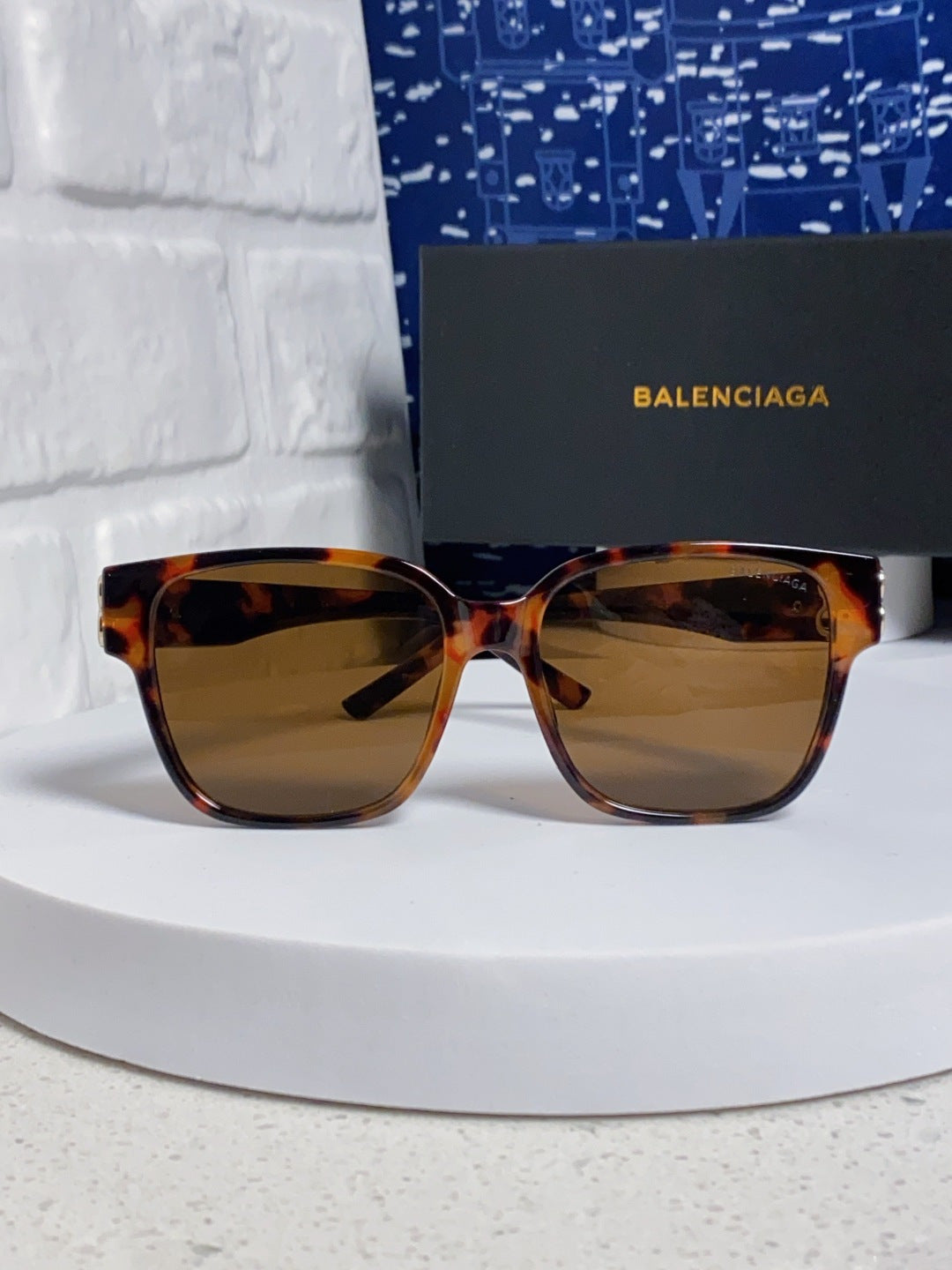 Balenciaga Folding Square Brown Lens Sunglasses for Men & Women - 416121 - detail image 2