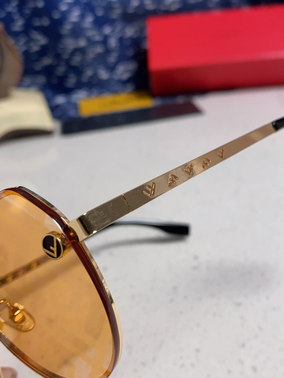 Fendi Lightweight Rimless Gold Lens Sunglasses for Men & Women - detail image 7