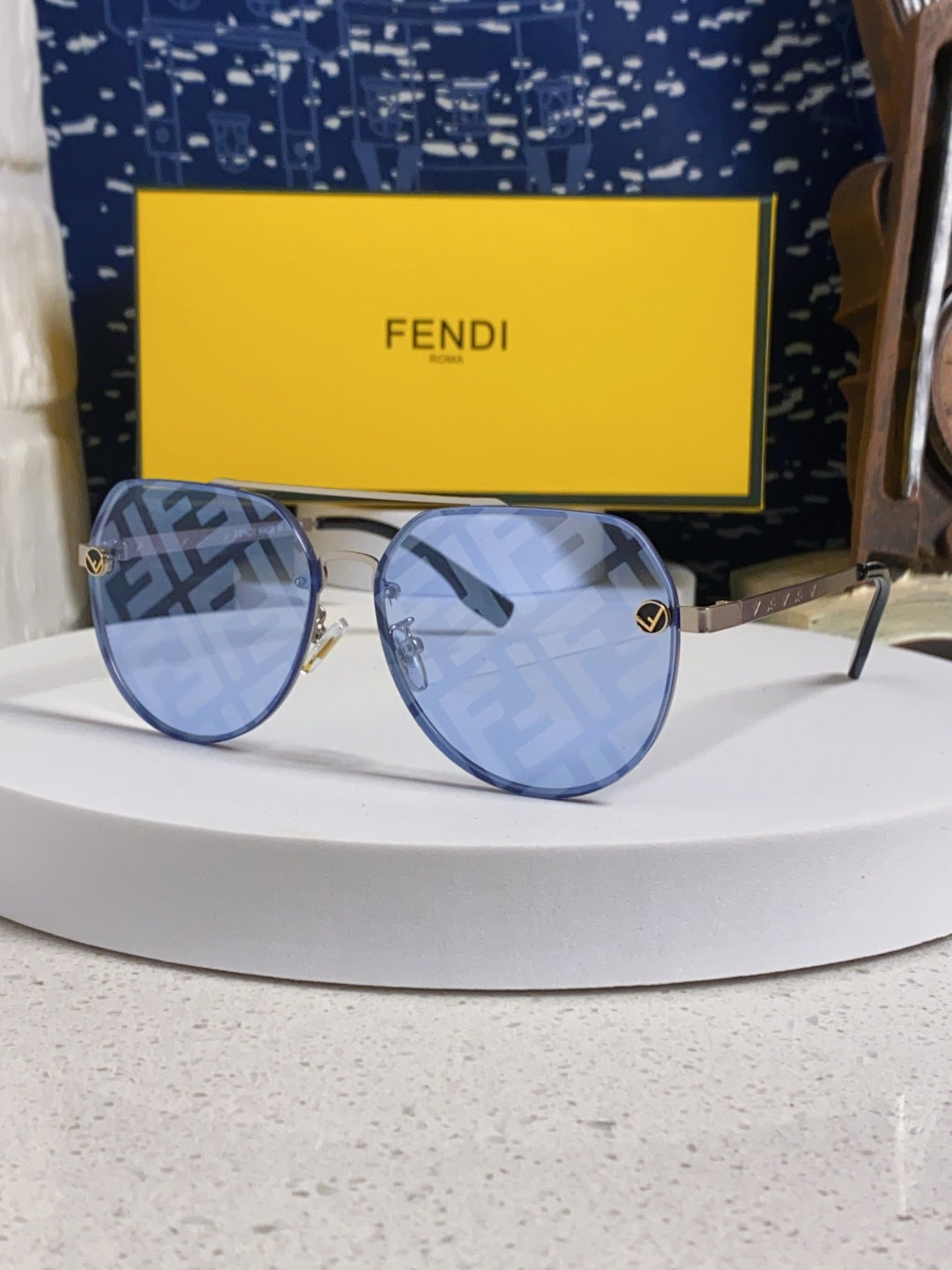 Fendi Lightweight Rimless Blue Lens Sunglasses for Men & Women - 449833